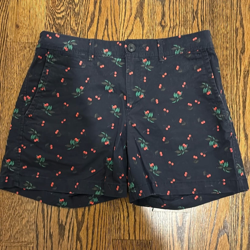 Banana Republic shorts size 2 brand new